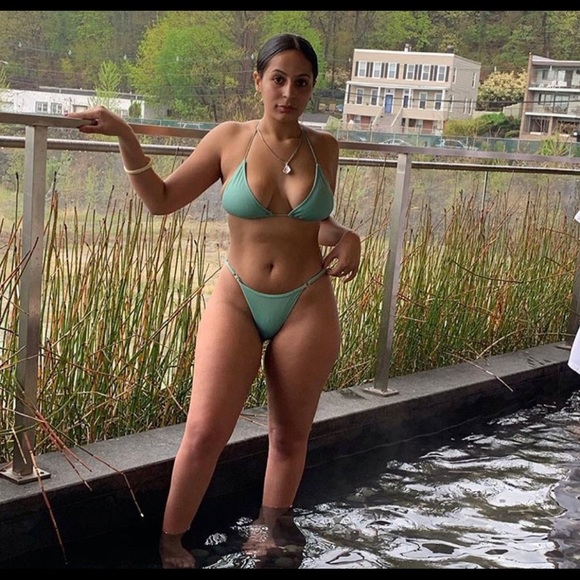 Icon Swim Bikini - Picture 4 of 7